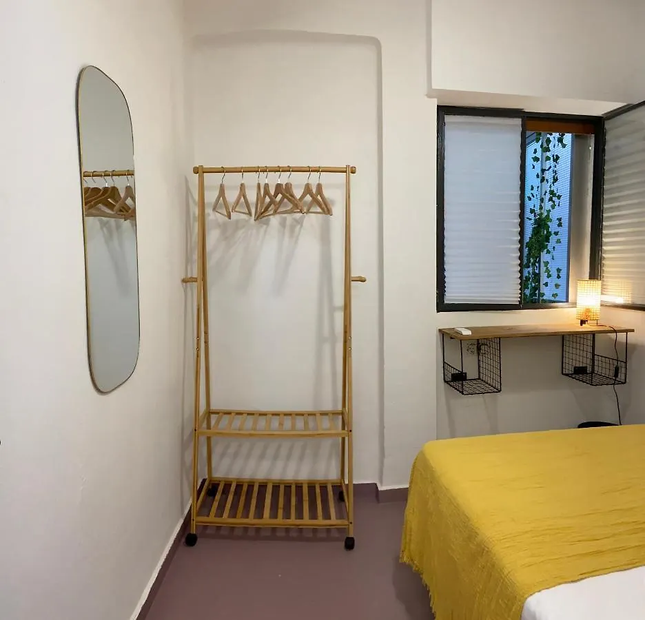 Apartamento Victoria Familia Bohemia Vintage centro ciudad Málaga